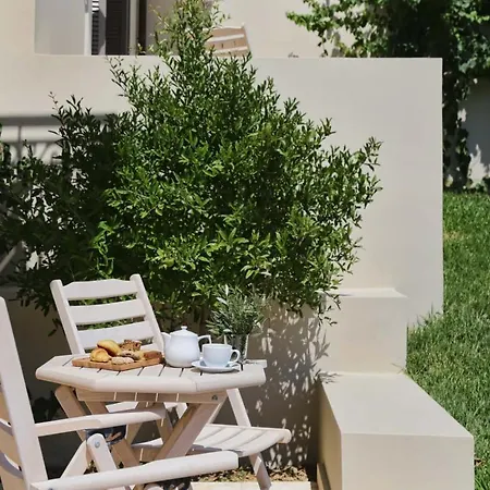 Costa Rossa Boutique - Adults Only Lixúri