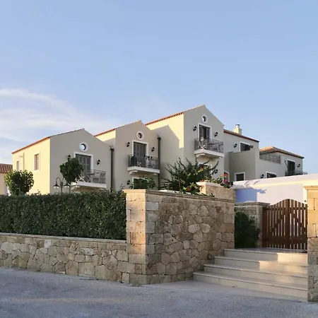 Costa Rossa Boutique - Adults Only מלון 4*