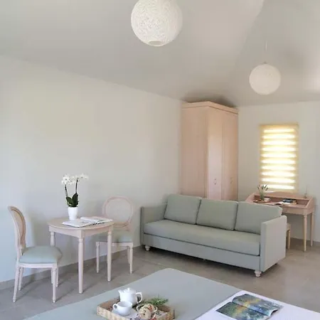 Costa Rossa Boutique - Adults Only Lixouri