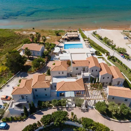 מלון Costa Rossa Boutique - Adults Only 4*