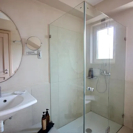 מלון Costa Rossa Boutique - Adults Only 4*