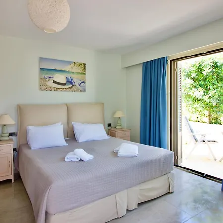 Costa Rossa Boutique - Adults Only ליקסורי